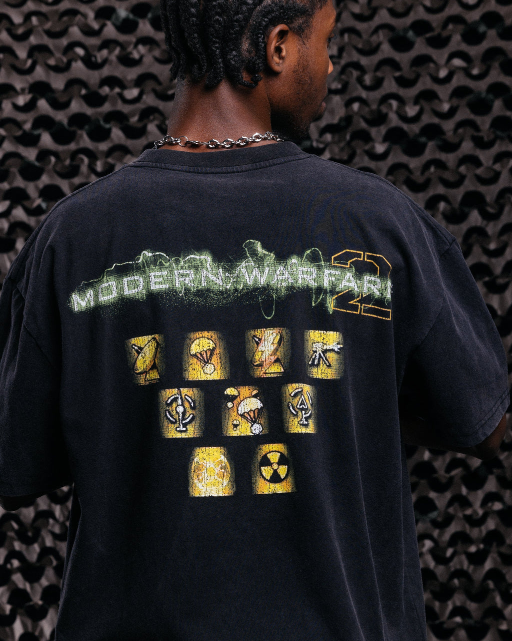 73Studio X Call Of Duty Modern Warfare 25 Streak Vintage T-Shirt Black Acidwash