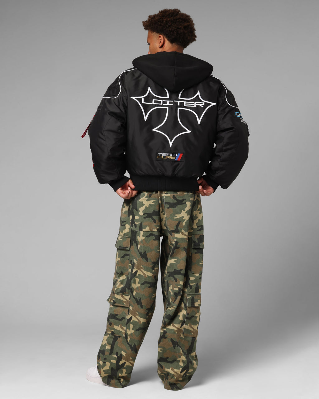 Loiter Performance F-16 Jacket Black
