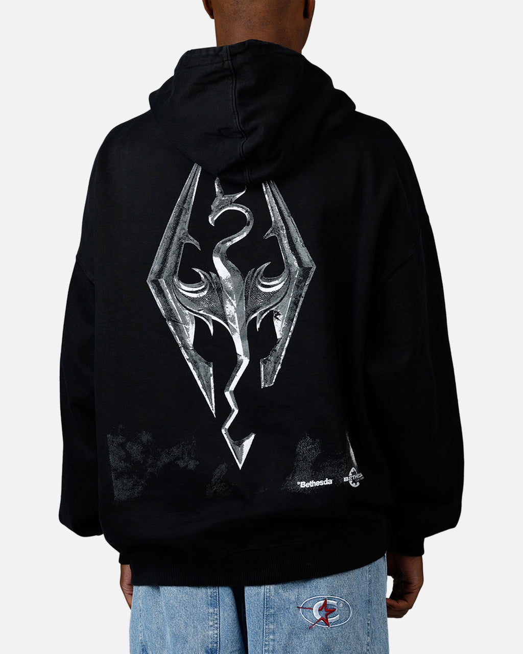 73Studio X The Elder Scrolls V: Skyrim '11 Daedric Premium Hoodie Black