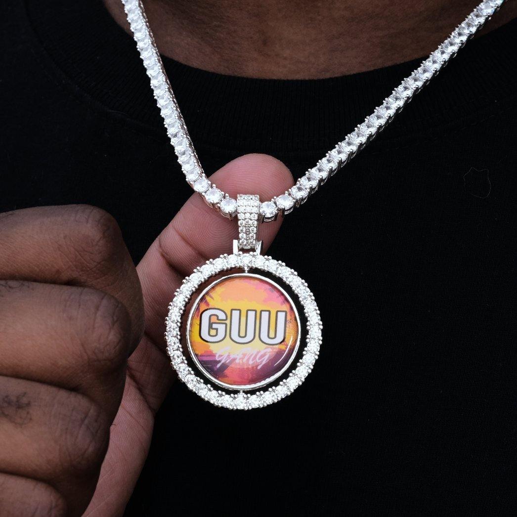 3D Spinning 2-Faced Custom Picture Pendant