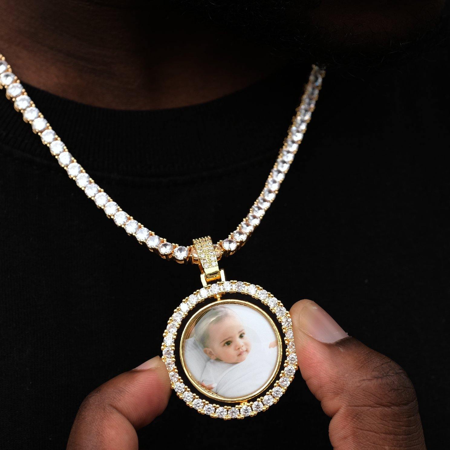 3D Spinning 2-Faced Custom Picture Pendant