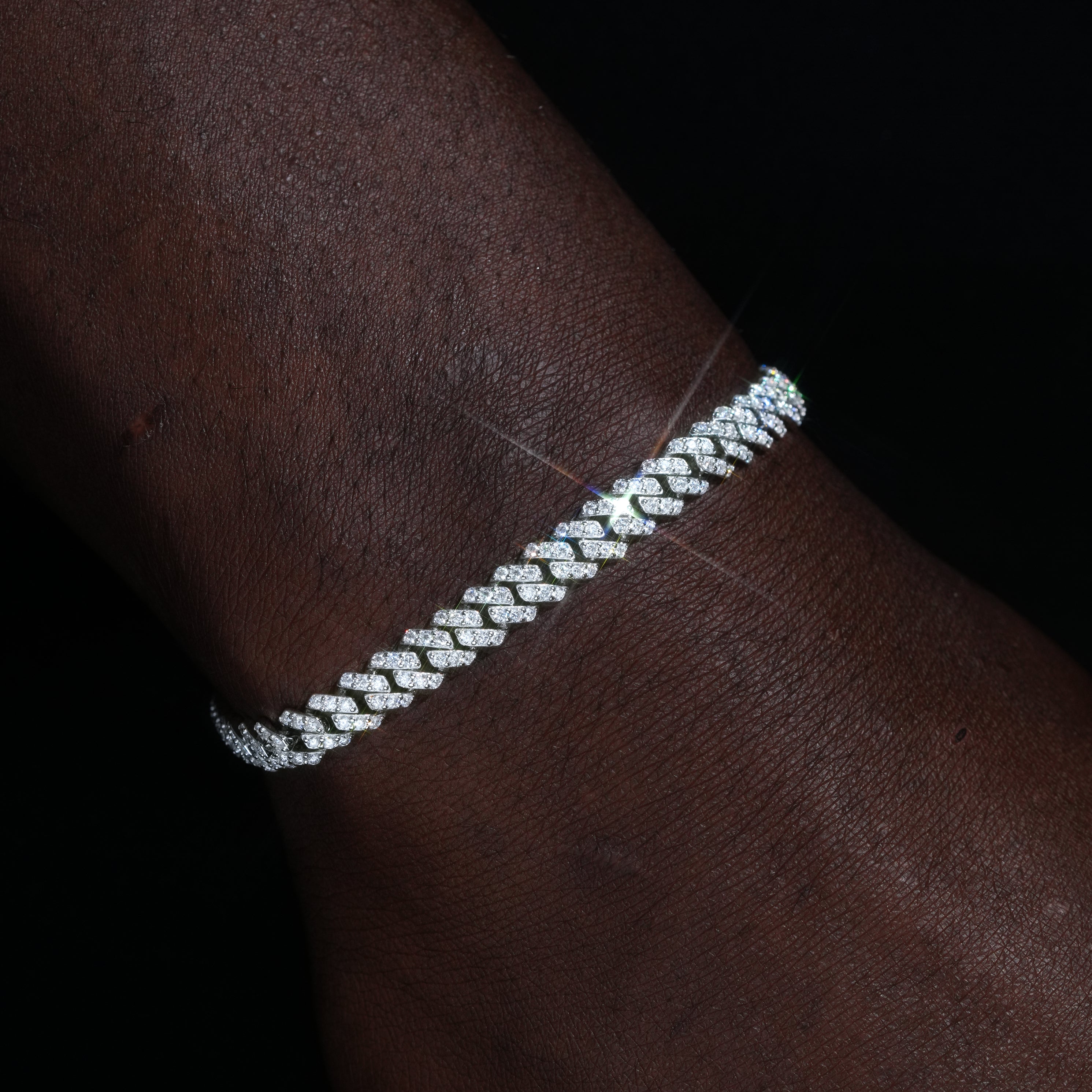 VVS Moissanite 6.5MM Prong Cuban Bracelet