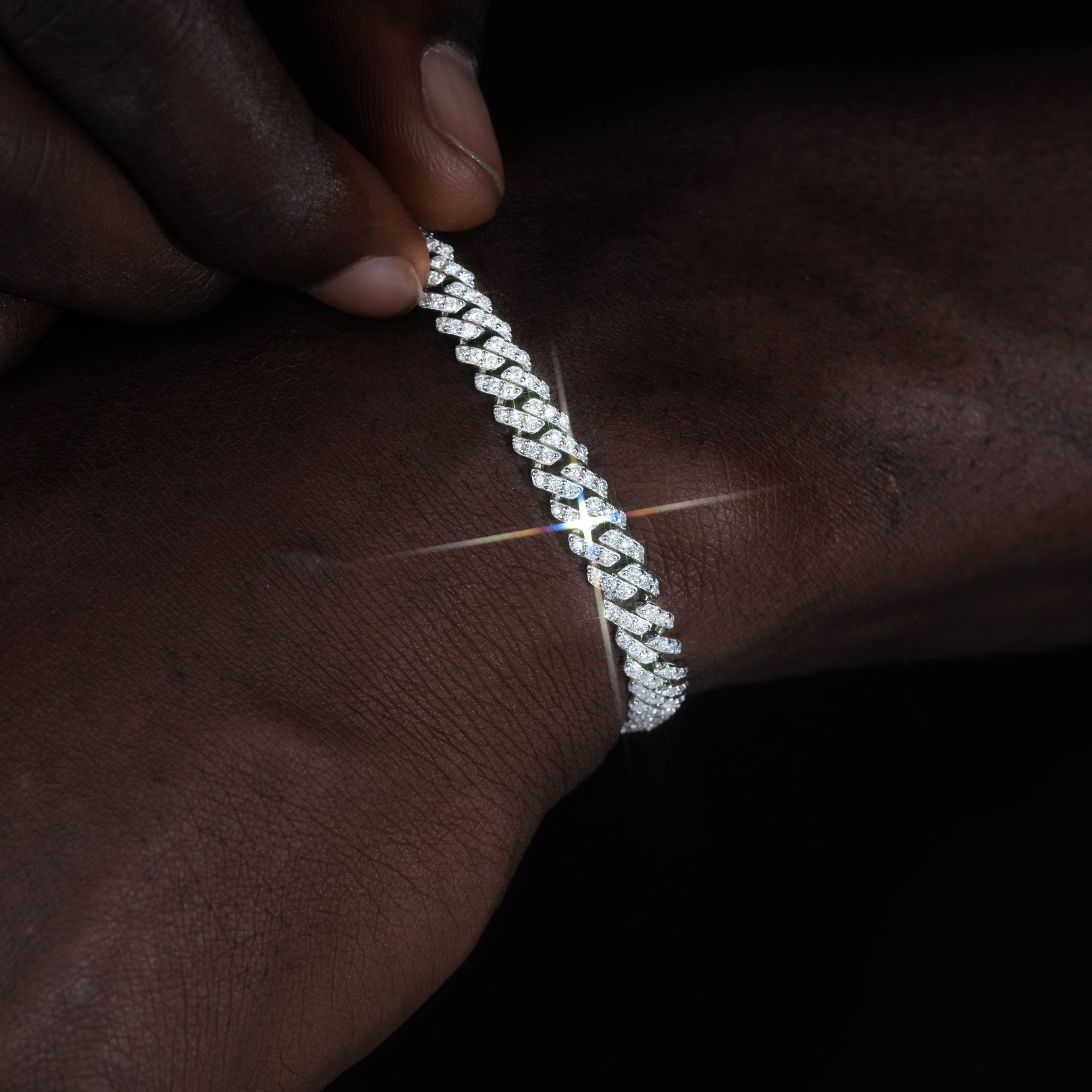 VVS Moissanite 6.5MM Prong Cuban Bracelet