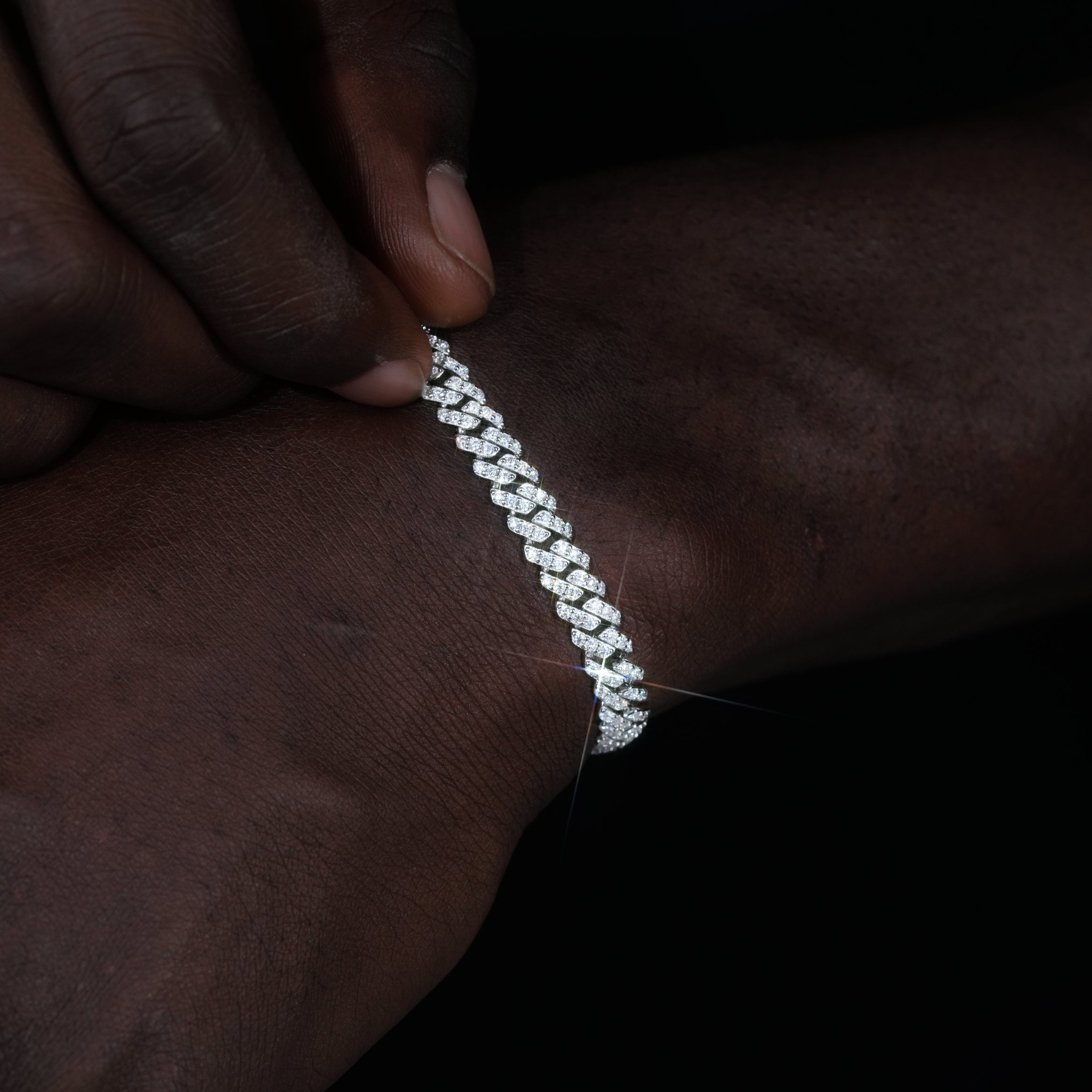 VVS Moissanite 6.5MM Prong Cuban Bracelet