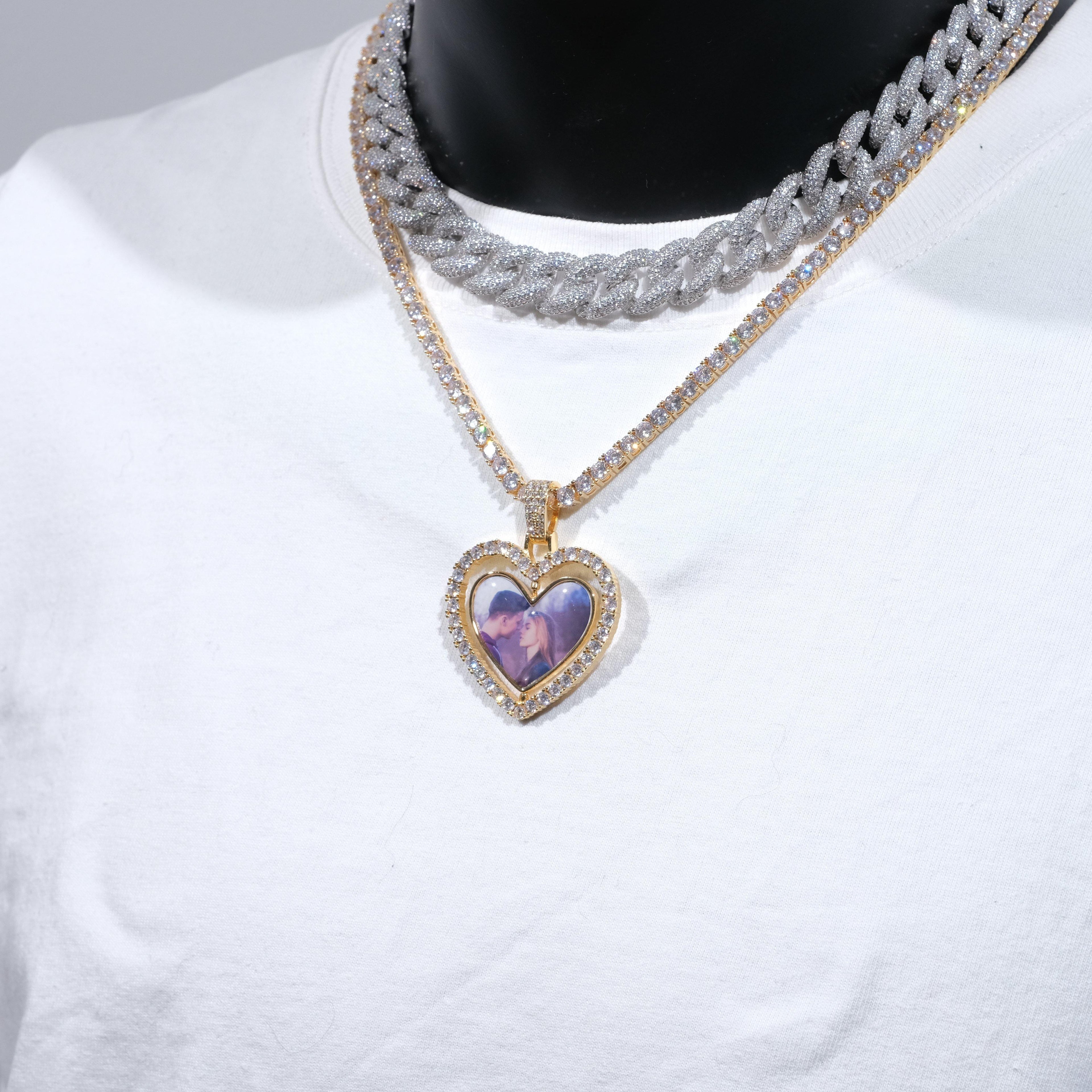 3D Spinning 2-Faced Heart Custom Picture Pendant